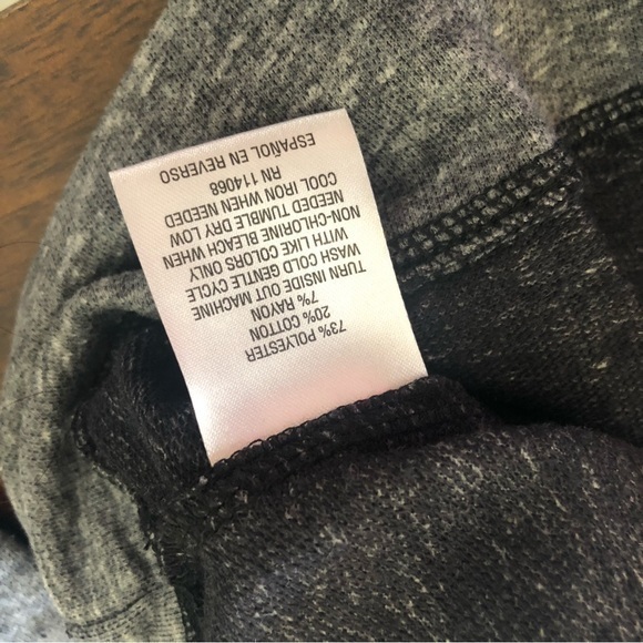 NWOT Style & Co Snowflake Graphic-Print Sweatshirt Size S and 1X Available - Picture 6 of 6